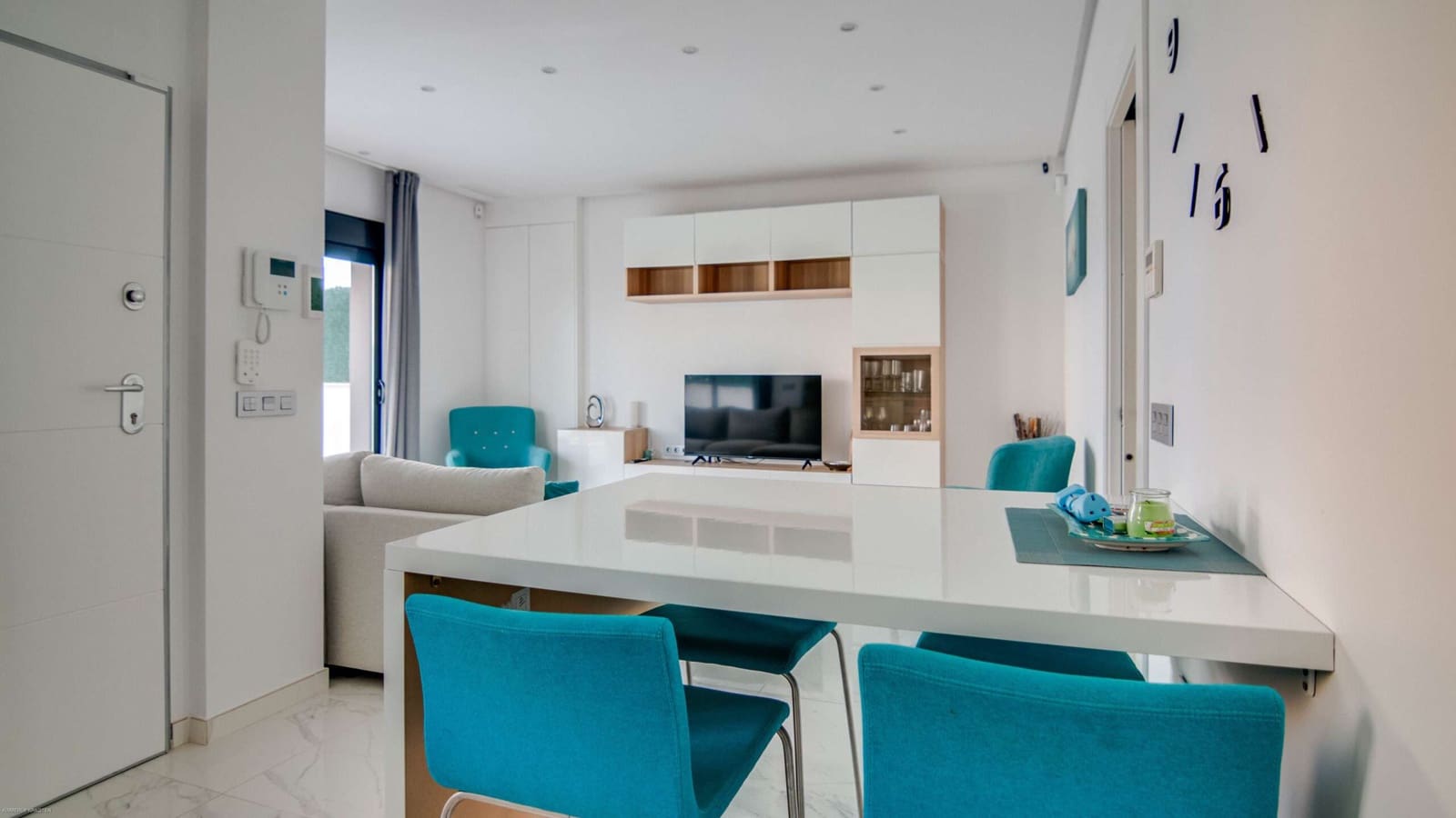 2 slaapkamer Villa te koop in Roda met zwembad garage - € 339.500 (Ref: 9805588)