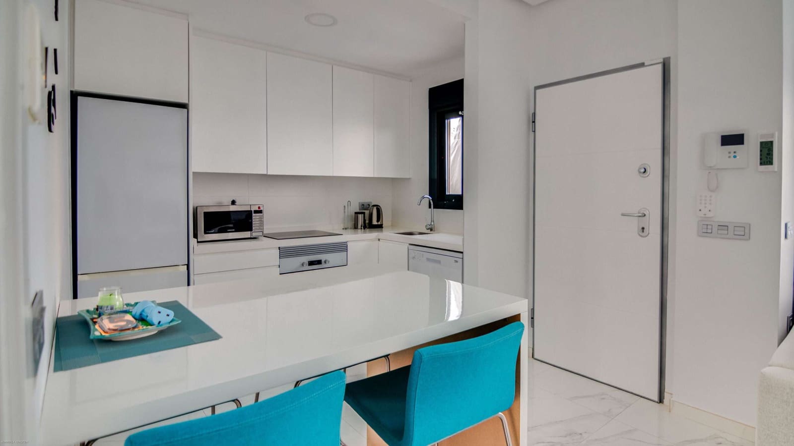 2 slaapkamer Villa te koop in Roda met zwembad garage - € 339.500 (Ref: 9805588)