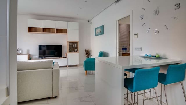 2 slaapkamer Villa te koop in Roda, San Javier met zwembad garage - € 339.500 (Ref: 9805588)