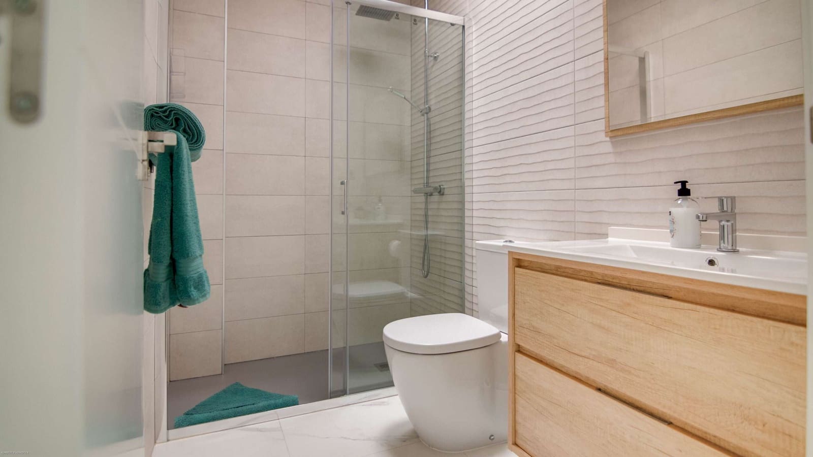 2 slaapkamer Villa te koop in Roda met zwembad garage - € 339.500 (Ref: 9805588)