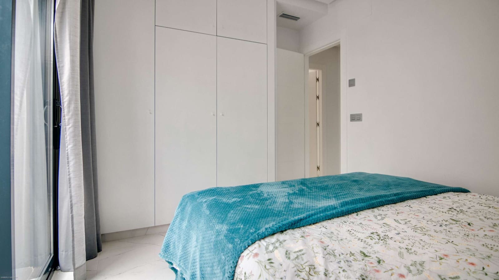 2 slaapkamer Villa te koop in Roda met zwembad garage - € 339.500 (Ref: 9805588)