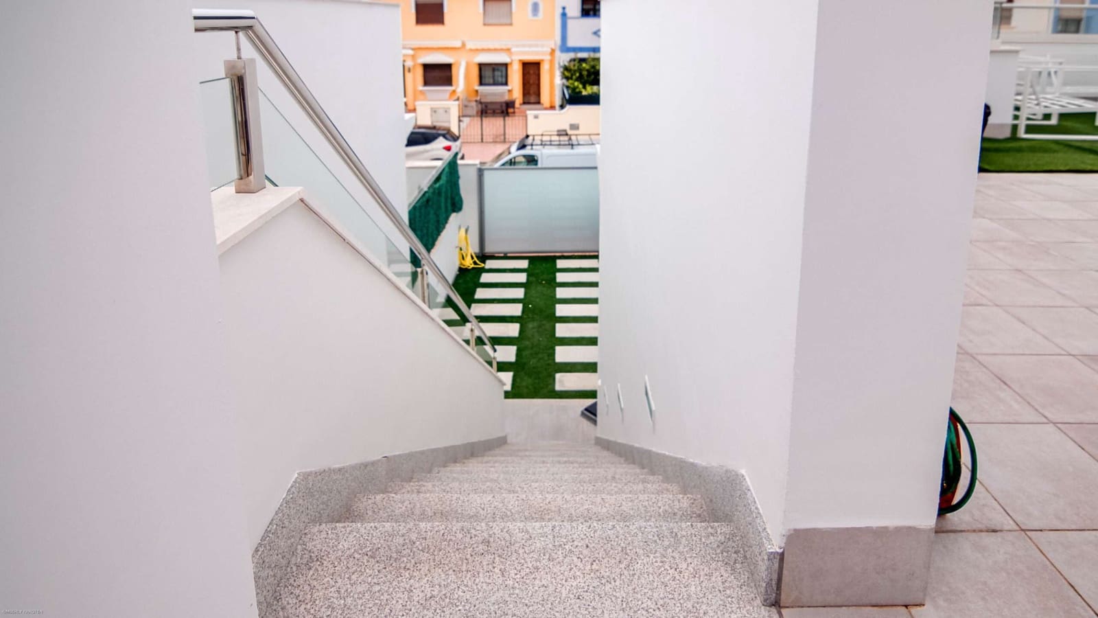 2 slaapkamer Villa te koop in Roda met zwembad garage - € 339.500 (Ref: 9805588)