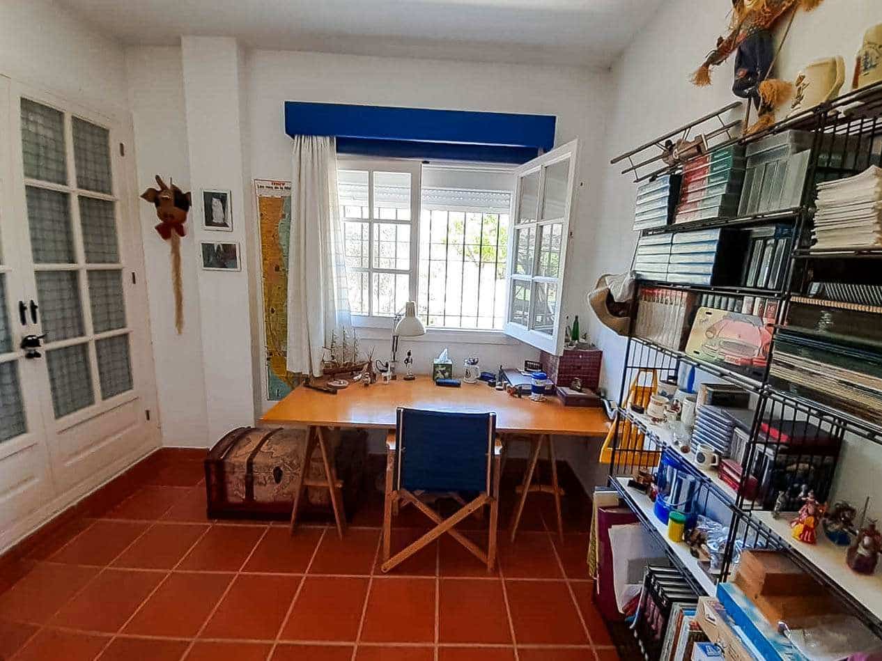 3 slaapkamer Villa te koop in Gea y Truyols met zwembad garage - € 265.000 (Ref: 9806819)