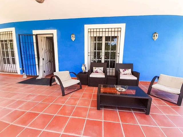 3 slaapkamer Villa te koop in Gea y Truyols, Murcia stad met zwembad garage - € 265.000 (Ref: 9806819)