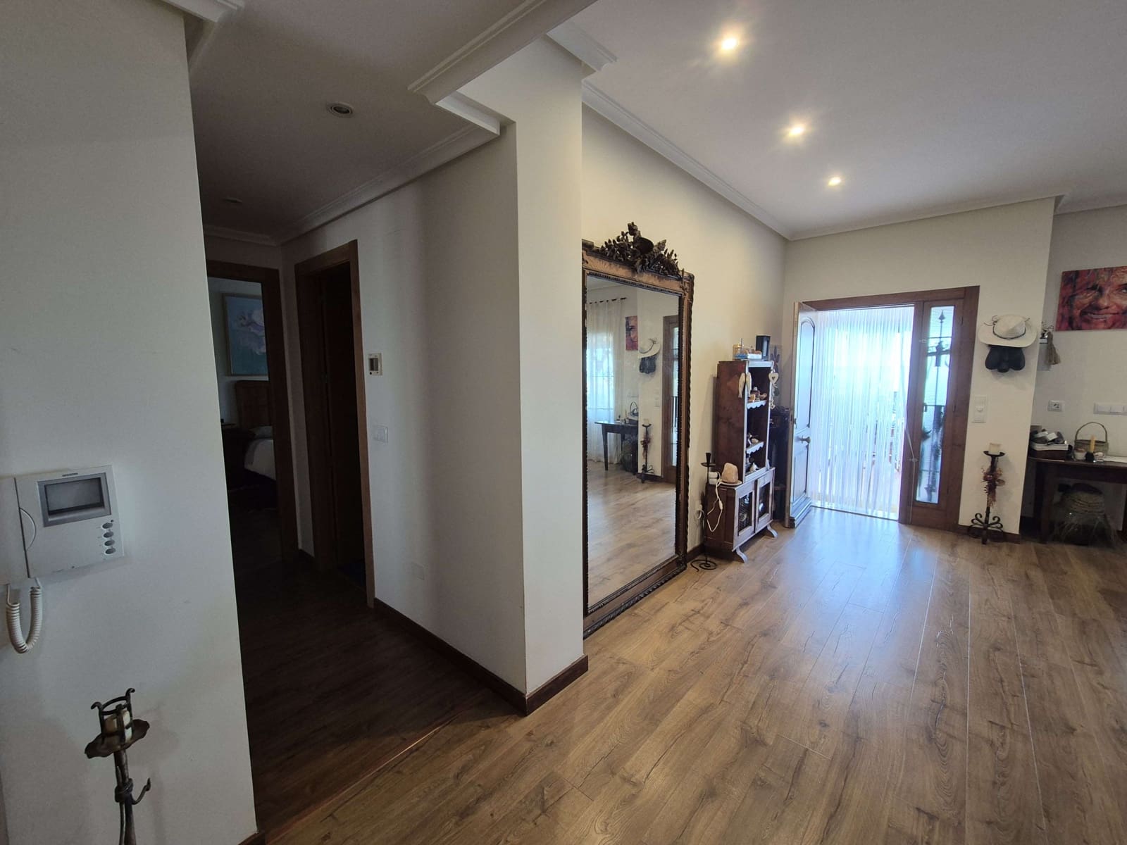 4 sovrum Villa till salu i El Carmoli med pool garage - 425 000 € (Ref: 9829665)