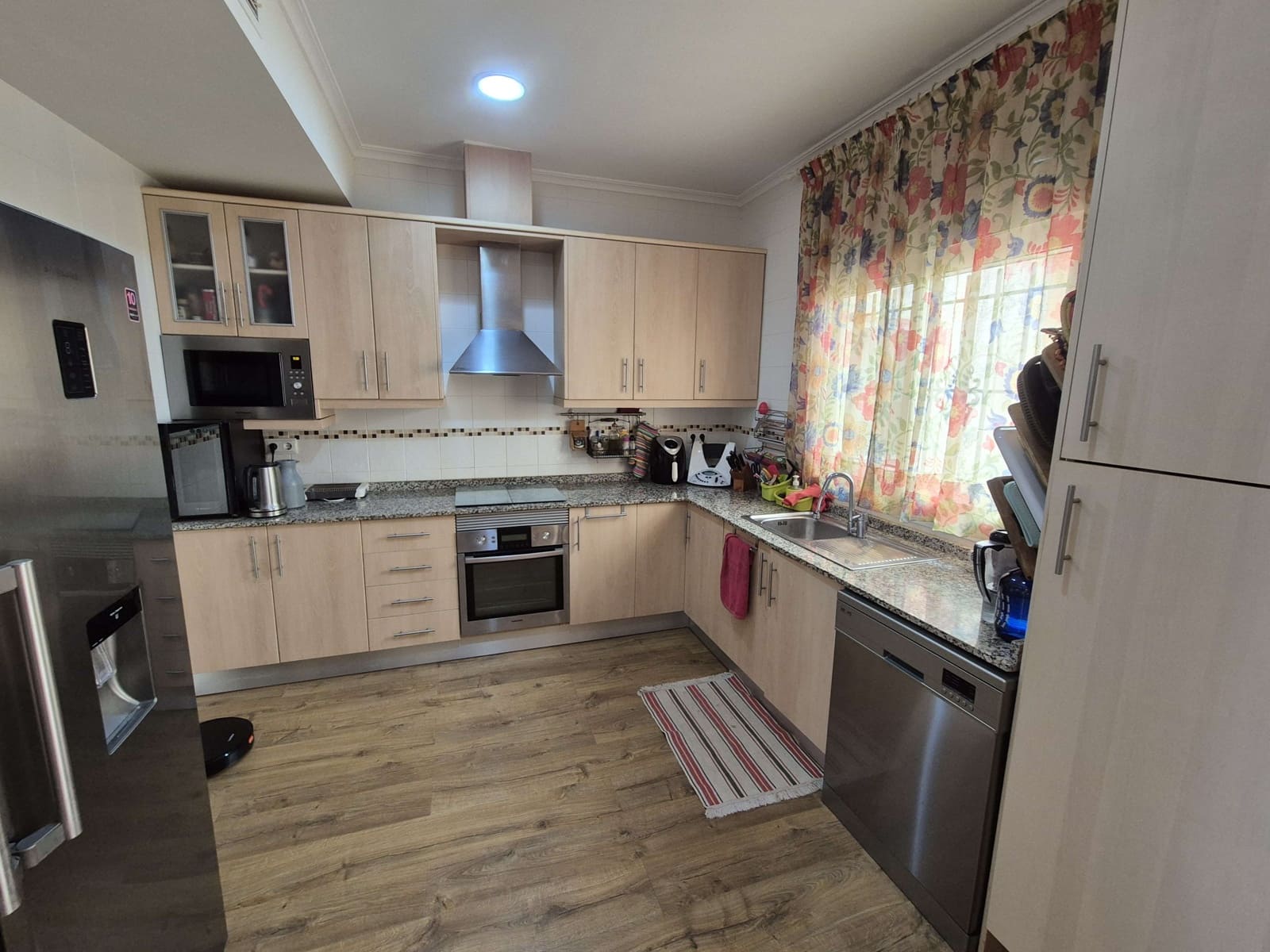 4 sovrum Villa till salu i El Carmoli med pool garage - 425 000 € (Ref: 9829665)
