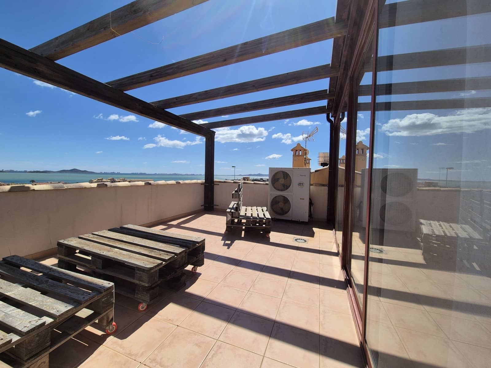 4 sovrum Villa till salu i El Carmoli med pool garage - 425 000 € (Ref: 9829665)