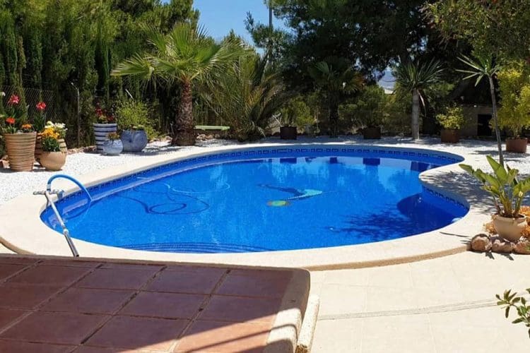 4 bedroom Villa for sale in Totana with pool garage - € 425,000 (Ref: 9829666)