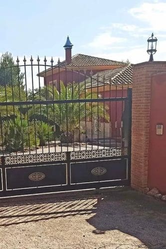 4 bedroom Villa for sale in Totana with pool garage - € 425,000 (Ref: 9829666)