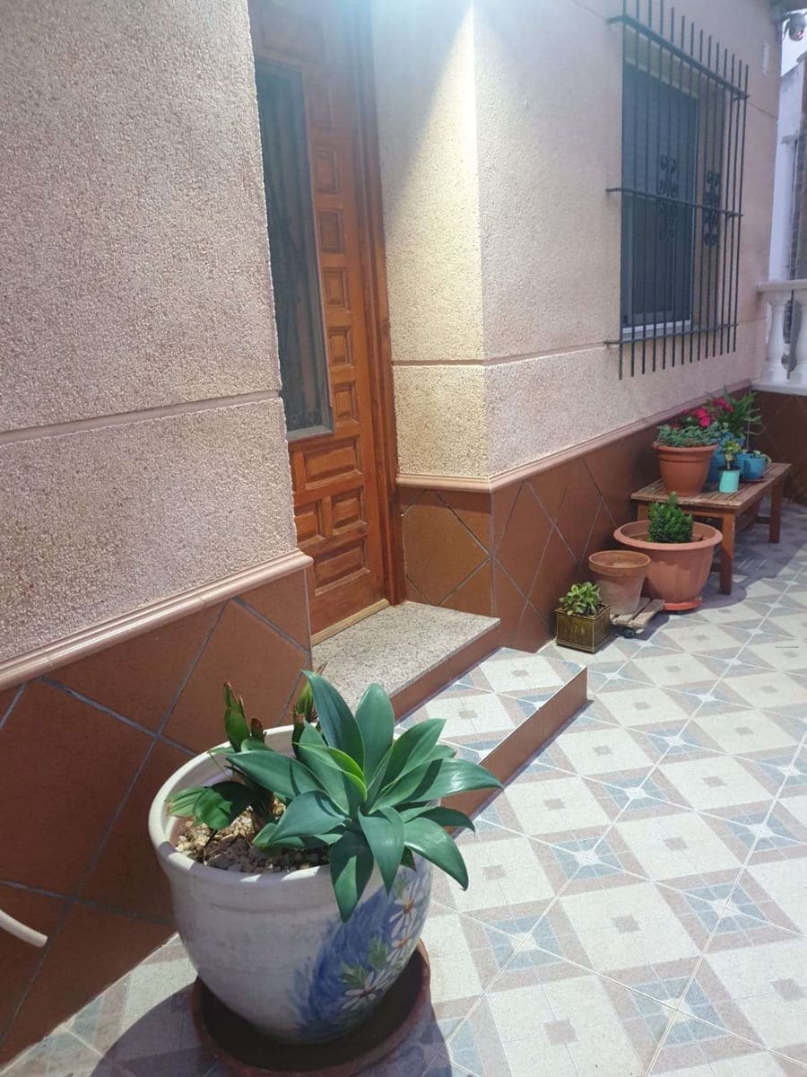 3 bedroom Villa for sale in Cartagena with pool garage - € 119,950 (Ref: 9829668)