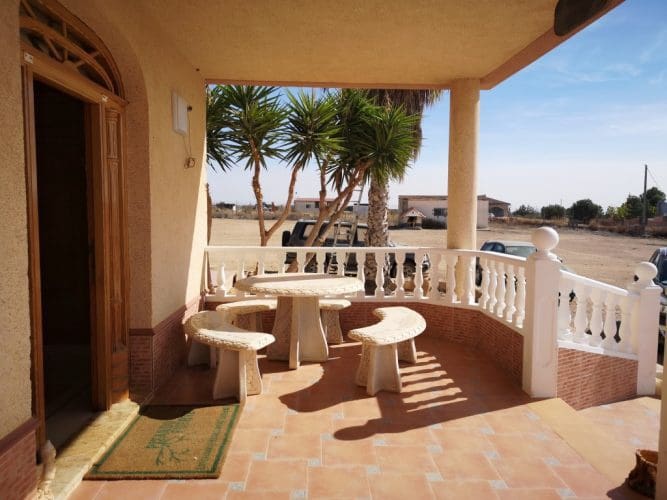 5 bedroom Villa for sale in Fuente Alamo de Murcia with pool garage - € 299,500 (Ref: 9829669)