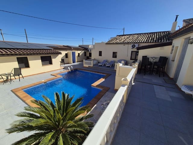 Chalet de 6 habitaciones en Fuente Alamo de Murcia en venta con piscina garaje - 399.995 € (Ref: 9829670)