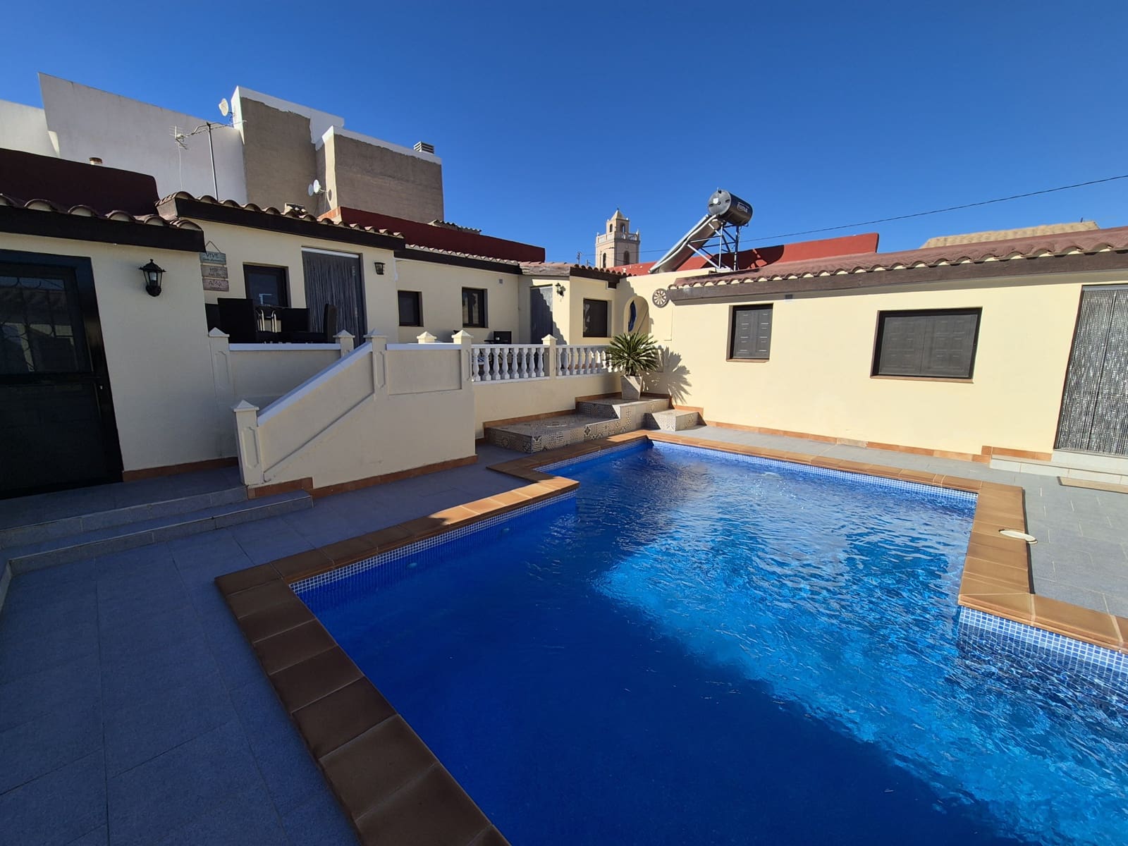 Chalet de 6 habitaciones en Fuente Alamo de Murcia en venta con piscina garaje - 399.995 € (Ref: 9829670)