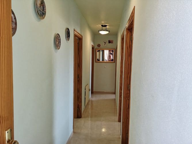 5 bedroom Villa for sale in El Pareton with garage - € 282,980 (Ref: 9829671)
