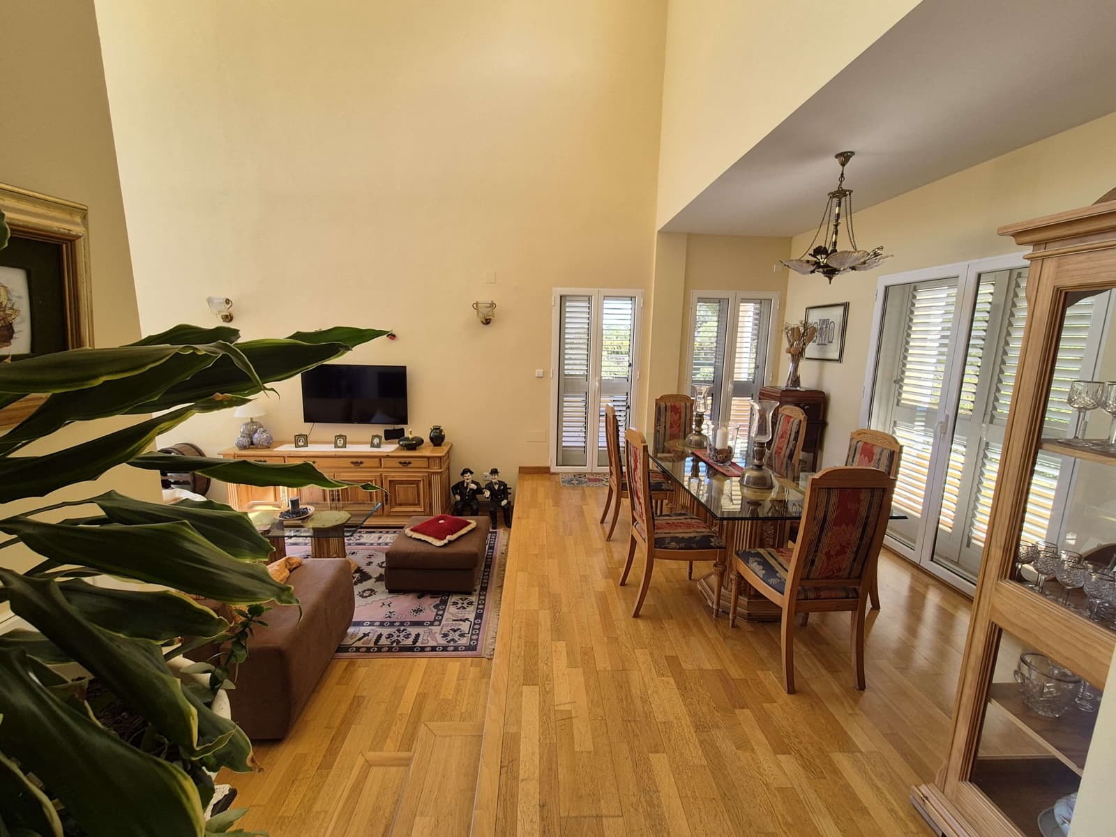 4 bedroom Villa for sale in Totana with pool garage - € 425,000 (Ref: 9829672)