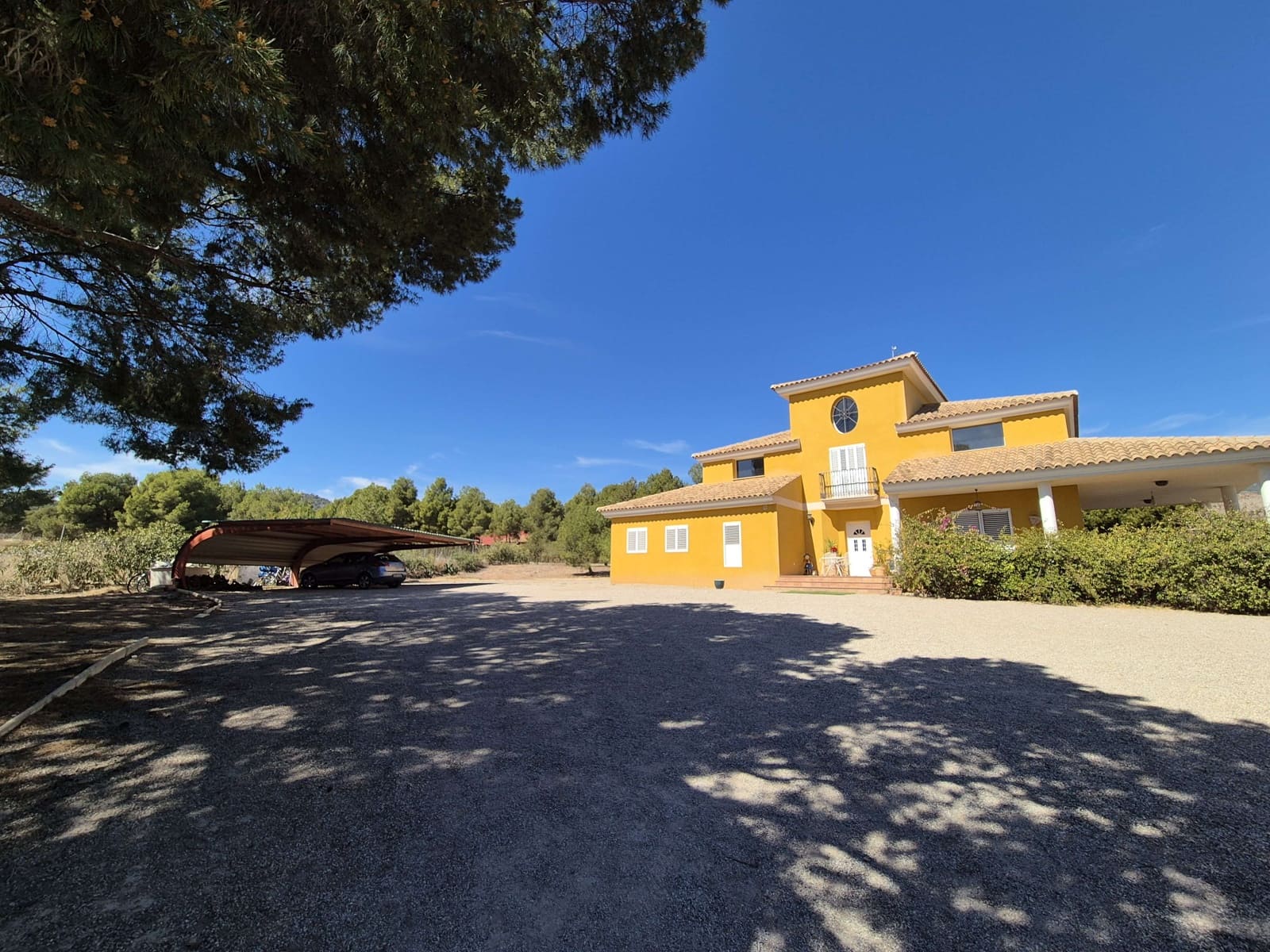 4 bedroom Villa for sale in Totana with pool garage - € 425,000 (Ref: 9829672)