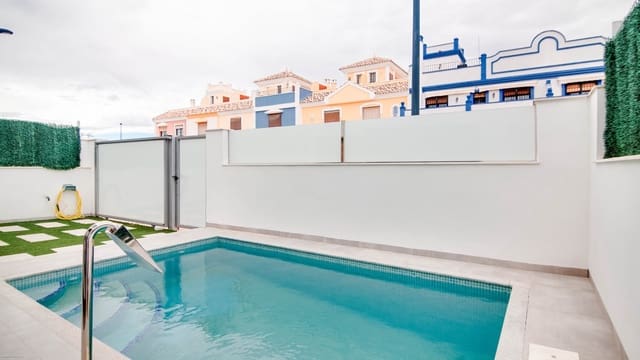 2 makuuhuone Huvila myytävänä paikassa Roda, San Javier mukana uima-altaan - 319 000 € (Ref: 9829725)