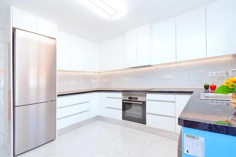 2 makuuhuone Omakotitalo myytävänä paikassa Estrella de Mar mukana uima-altaan - 220 000 € (Ref: 9838437)
