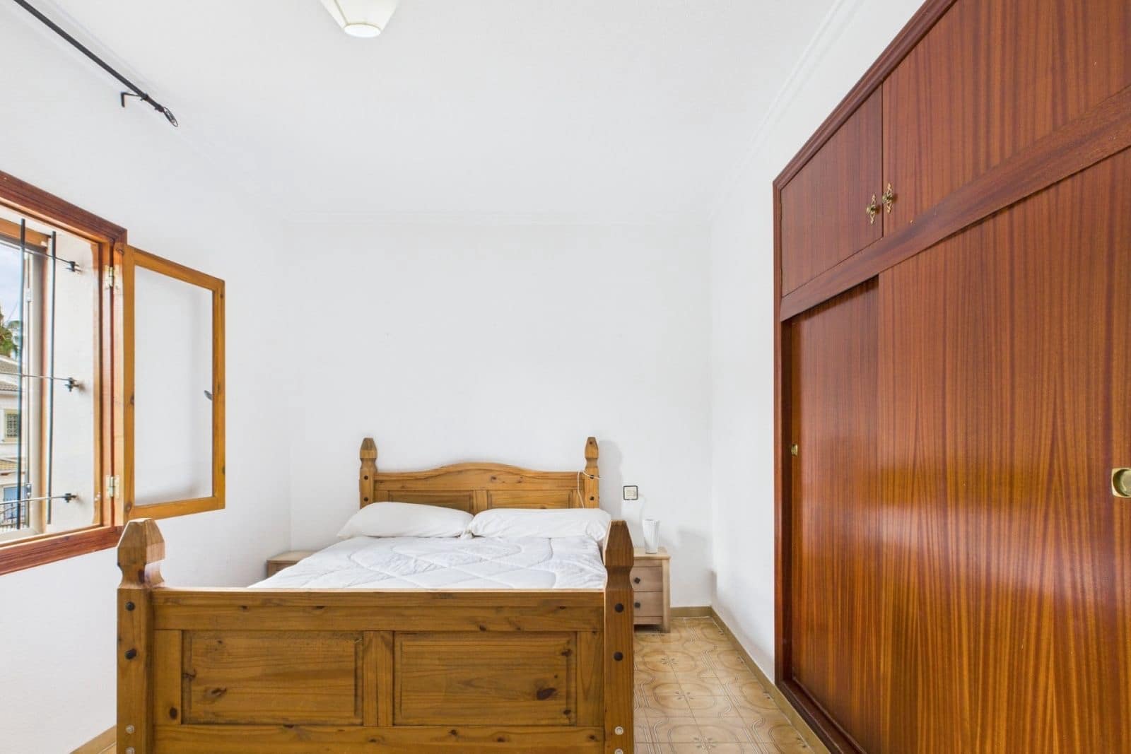 Casa de 3 habitaciones en Los Alcázares en venta - 150.000 € (Ref: 9838439)
