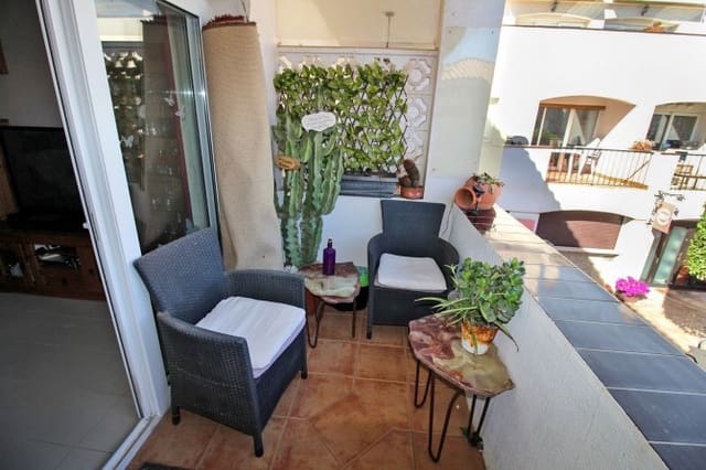2 sypialnia Apartament na sprzedaż w La Manga Club, Kartagena z basenem - 170 000 € (Ref: 9875398)
