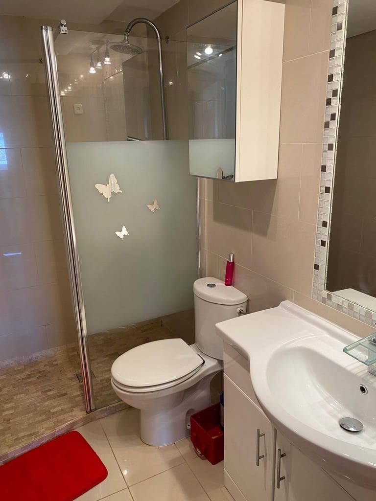 2 bedroom Apartment for sale in La Manga Club with pool - € 170,000 (Ref: 9875398)