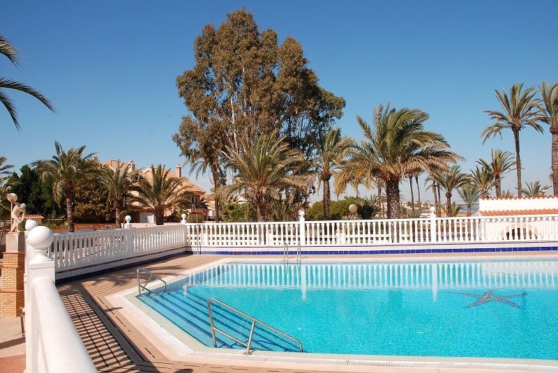 2 soverom Leilighet til salgs i Estrella de Mar med svømmebasseng - € 85 000 (Ref: 9882624)