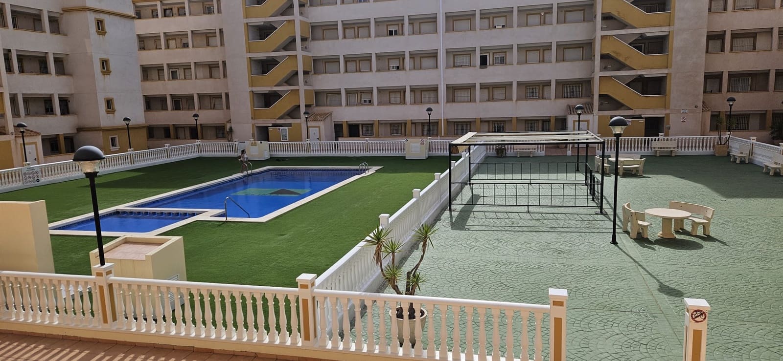 2 Zimmer Apartment zu verkaufen in Islas Menores mit Pool - 150.000 € (Ref: 9902021)