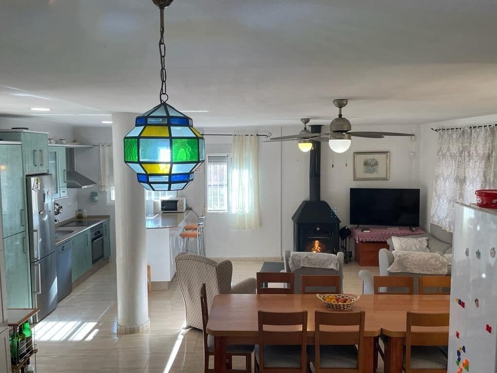 6 makuuhuone Huvila myytävänä paikassa Los Alcazares mukana uima-altaan - 498 000 € (Ref: 9902480)
