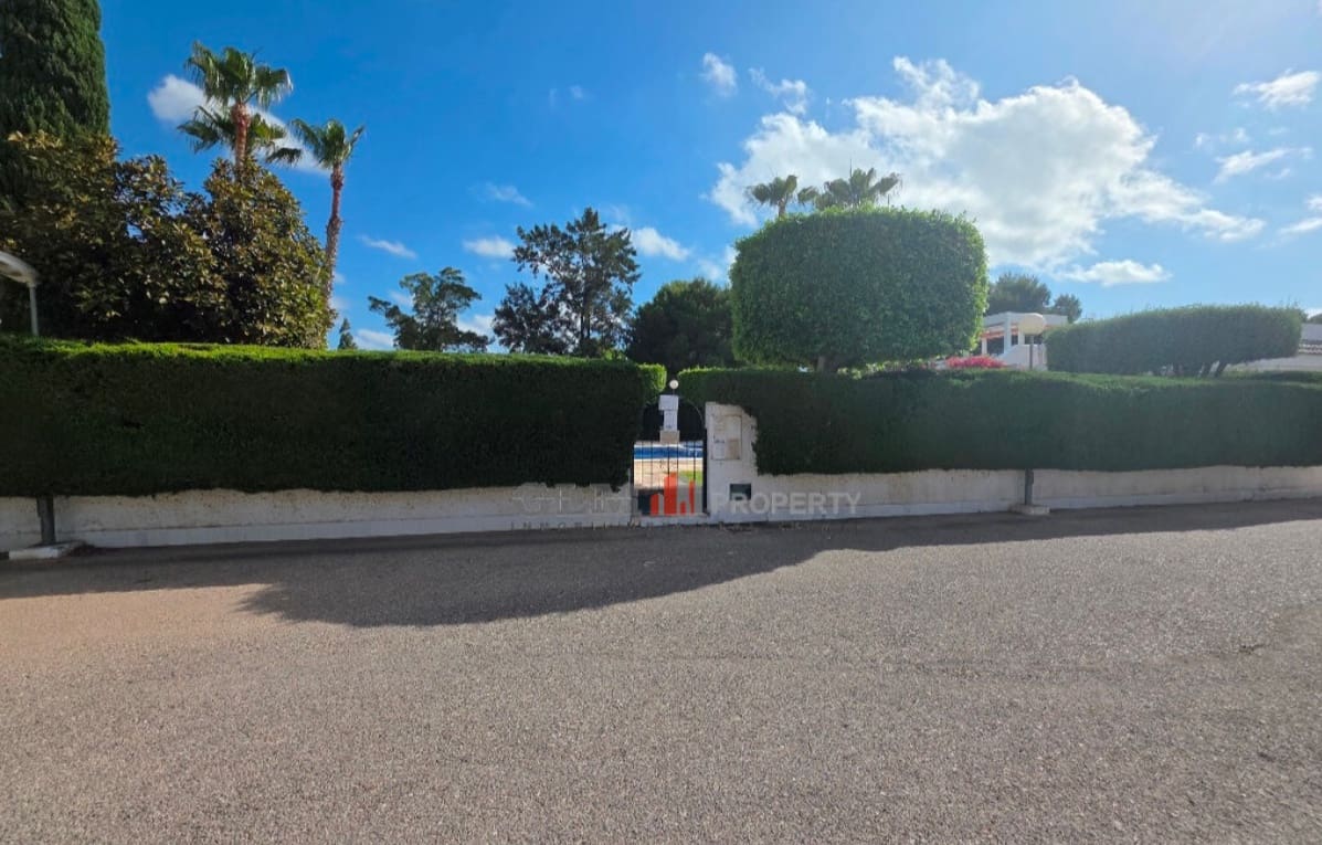 2 bedroom Villa for sale in Los Narejos with pool - € 199,500 (Ref: 9913777)