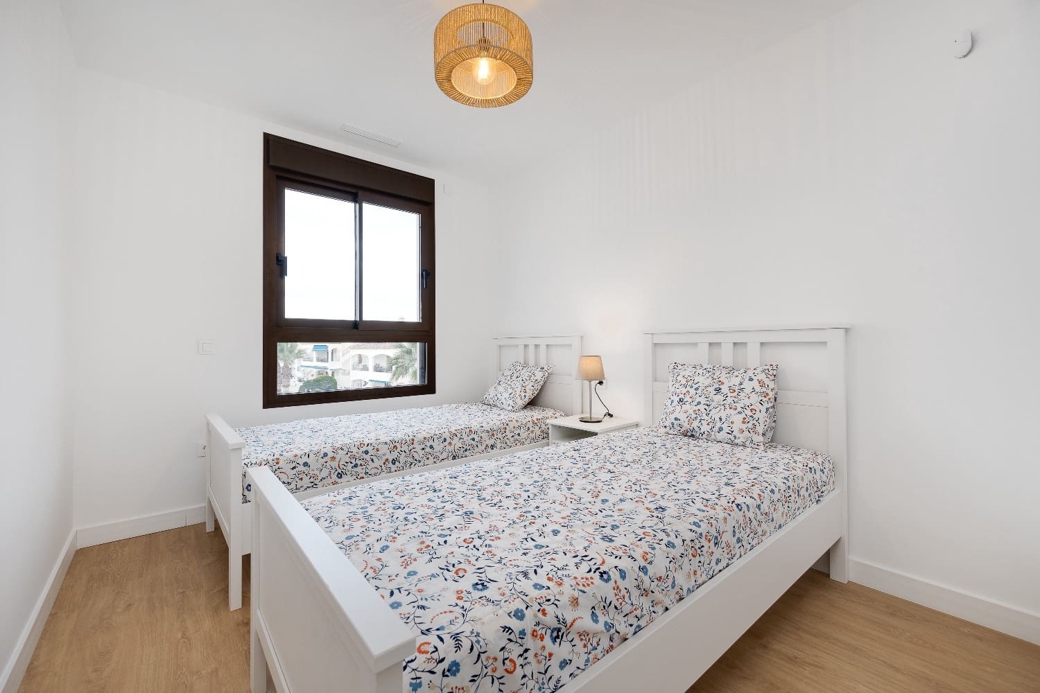 2 soverom Leilighet til salgs i Villamartin med svømmebasseng garasje - € 325 000 (Ref: 9953091)