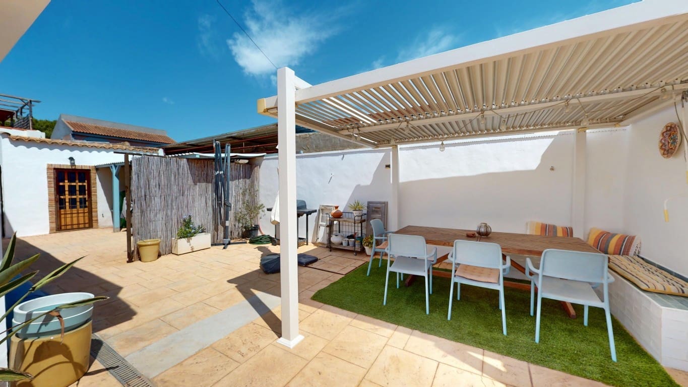 3 sovrum Villa till salu i Los Alcazares med pool - 249 950 € (Ref: 9961201)