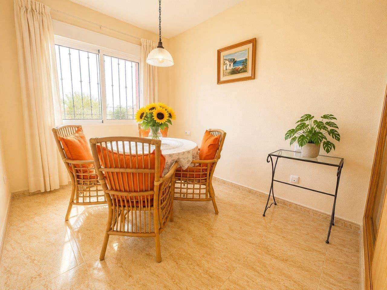3 Zimmer Villa zu verkaufen in El Carmoli mit Pool Garage - 299.950 € (Ref: 9977660)
