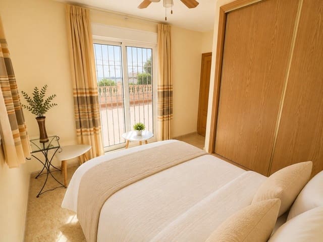 3 Zimmer Villa zu verkaufen in El Carmoli, Cartagena mit Pool Garage - 299.950 € (Ref: 9977660)