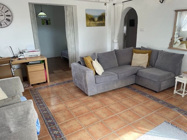 Chalet de 4 habitaciones en Totana en venta con piscina - 224.775 € (Ref: 9979297)