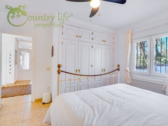 3 Zimmer Finca/Landgut zu verkaufen in Cómpeta - 479.000 € (Ref: 10003624)