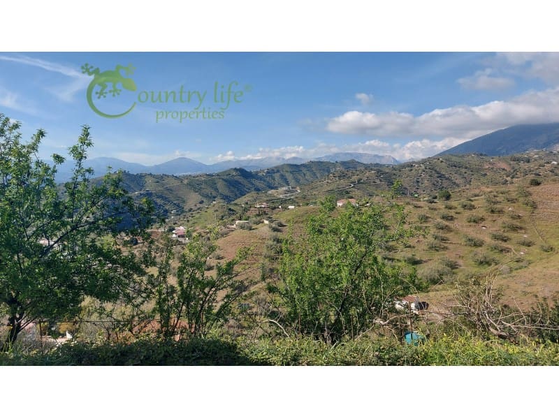 4 bedroom Finca/Country House for sale in Canillas de Aceituno - € 449,000 (Ref: 10037148)