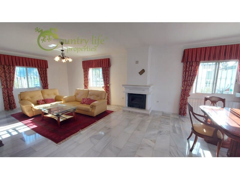 4 bedroom Finca/Country House for sale in Canillas de Aceituno - € 449,000 (Ref: 10037148)