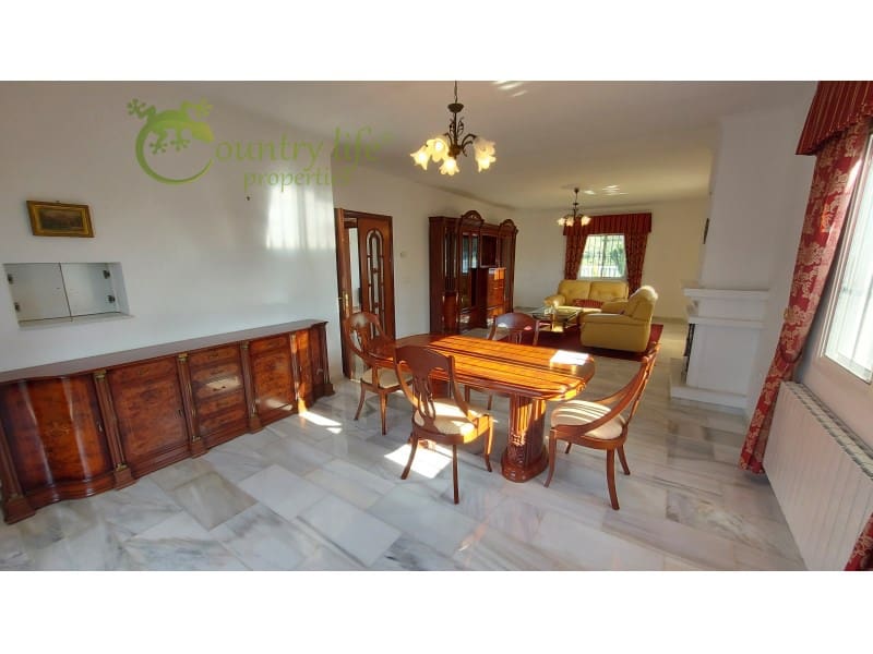 4 bedroom Finca/Country House for sale in Canillas de Aceituno - € 449,000 (Ref: 10037148)