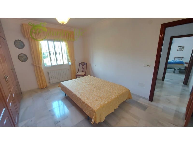 4 bedroom Finca/Country House for sale in Canillas de Aceituno - € 449,000 (Ref: 10037148)