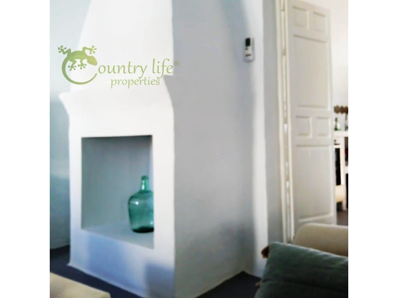 Casa de 3 habitaciones en Sedella en venta - 298.000 € (Ref: 10049337)