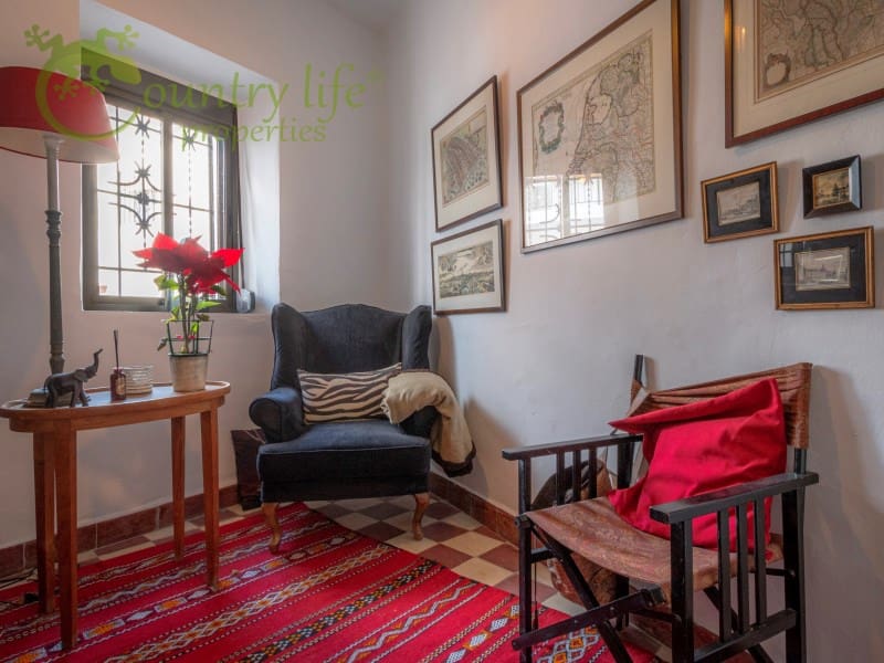 Casa de 3 habitaciones en Sedella en venta - 298.000 € (Ref: 10049337)