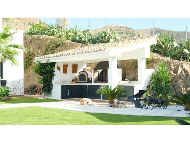 4 Zimmer Villa zu verkaufen in Arenas - 1.395.000 € (Ref: 10049338)