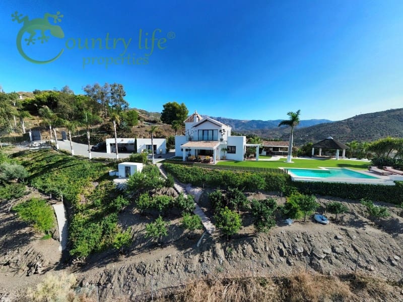 4 Zimmer Villa zu verkaufen in Arenas - 1.395.000 € (Ref: 10049338)