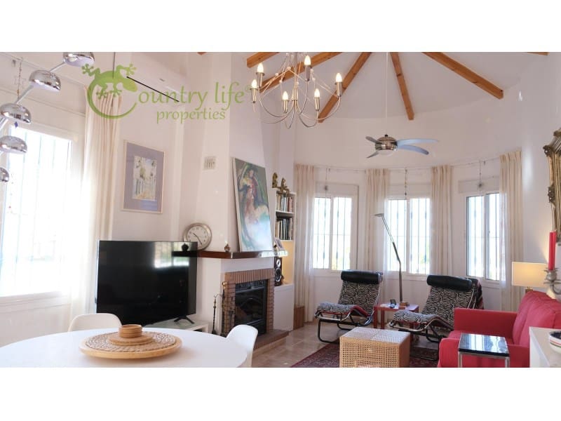 3 slaapkamer Villa te koop in Alcaucin - € 375.000 (Ref: 10061699)
