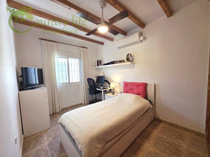 3 slaapkamer Villa te koop in Alcaucin - € 375.000 (Ref: 10061699)