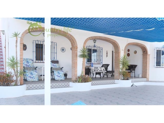 3 Zimmer Villa zu verkaufen in Alcaucín - 375.000 € (Ref: 10061699)