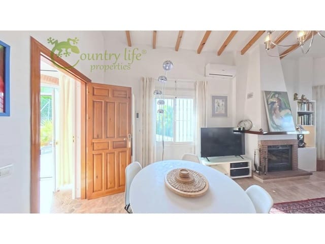 3 Zimmer Villa zu verkaufen in Alcaucín - 375.000 € (Ref: 10061699)