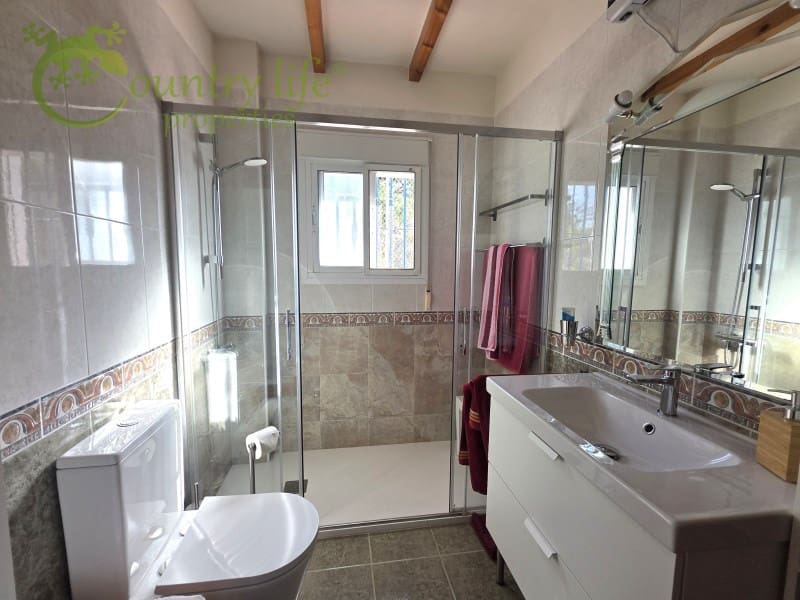 3 slaapkamer Villa te koop in Alcaucin - € 375.000 (Ref: 10061699)