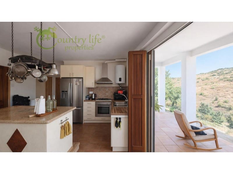 1 makuuhuone Maalaistalo myytävänä paikassa Casabermeja - 235 000 € (Ref: 10075482)