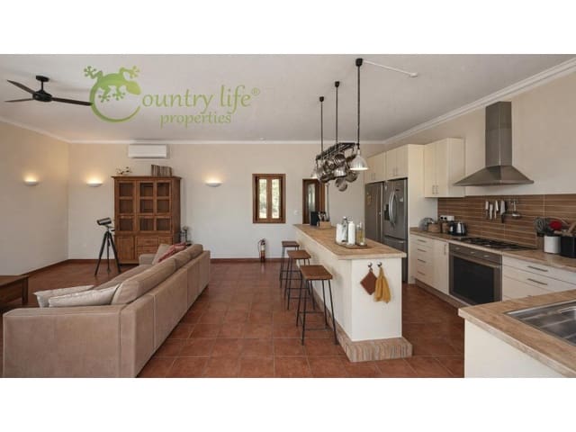 1 sovrum Finca/Hus på landet till salu i Casabermeja - 235 000 € (Ref: 10075482)